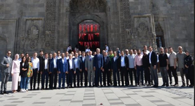 Kardeş Odalar Erzurum Kongresi ambiyansında buluştu